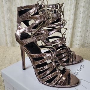 NEW TOPSHOP Ghillie Metallic Gray Cage Strappy Heels Size 7.5